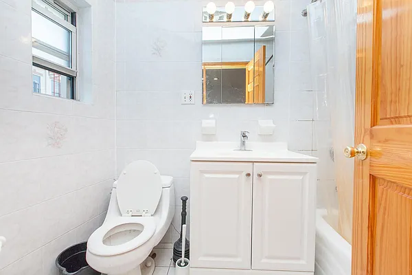 Rented by Voro NYC | media 15