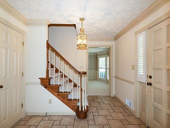 5th image of 5103 Sandlewood Ct