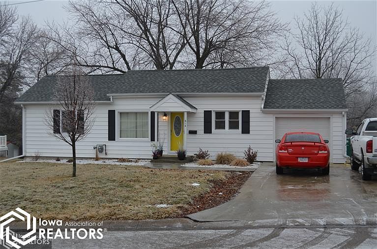 1st image of 614 North Ln