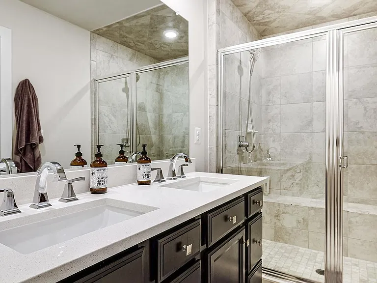 2335 Water Promenade Ave — Photo 38