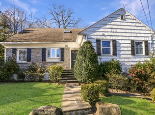 27 Glenwood Rd, Scarsdale, NY 10583