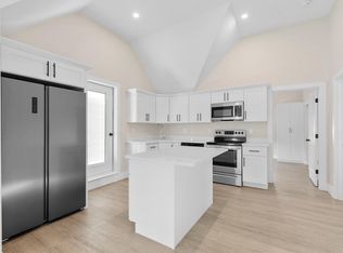 135 Harrishof St #3, Dorchester, MA 02121