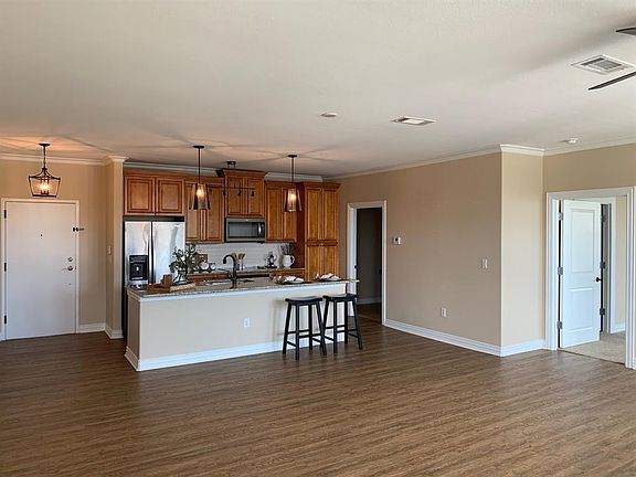 5th image of 2500 King Arthur Blvd Unit 305