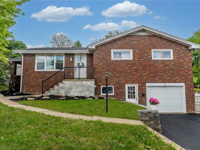 33 Sunset Strip S, Uniontown, PA, 15401