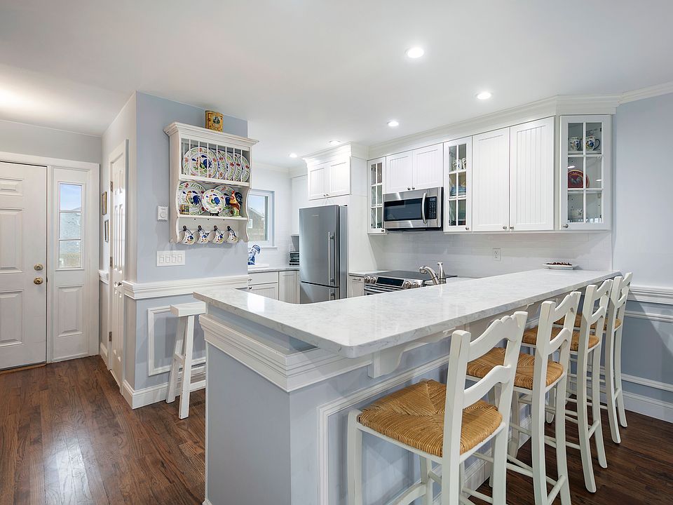 3001 Mitchell Rd Westhampton Beach NY Zillow