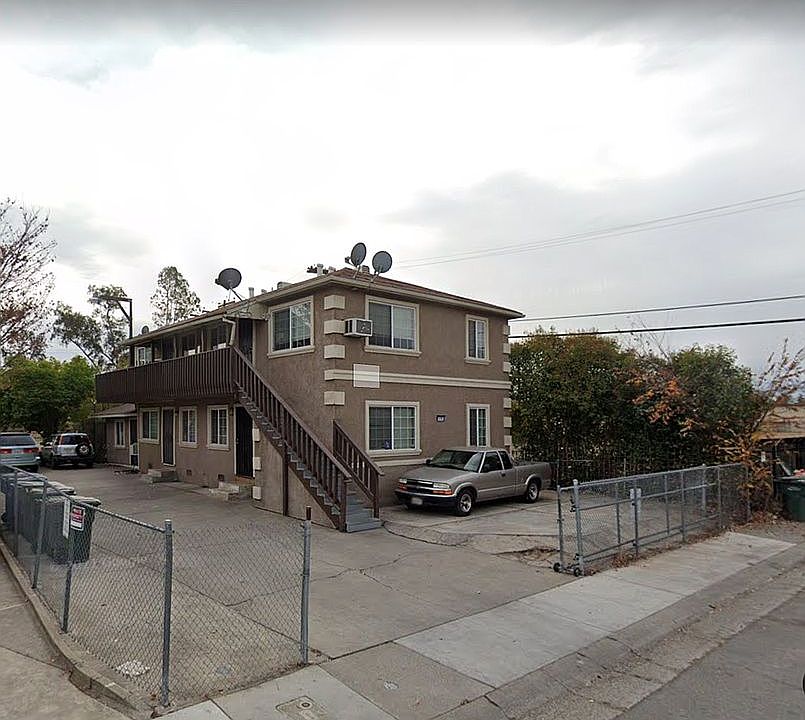 2nd image of 5352 Young St