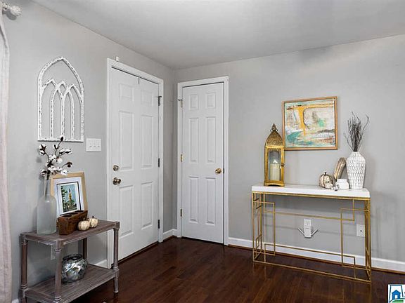 3rd image of 2331 Ivy Ln