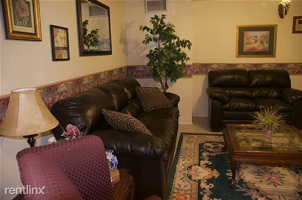 Fruitdale Terrace Living room