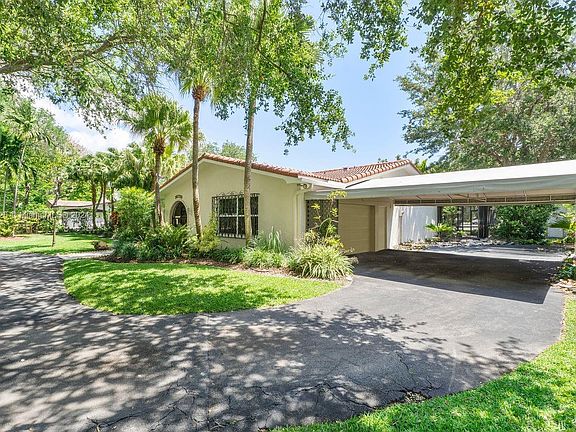 4th image of 16715 SW 80th Ave
