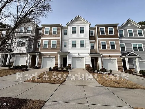 2524 Laurel Valley Way Photo 1