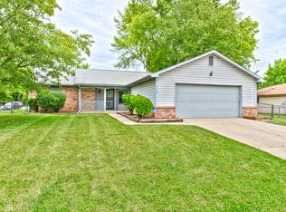 7442 Rogers Dr, Indianapolis, IN 46214