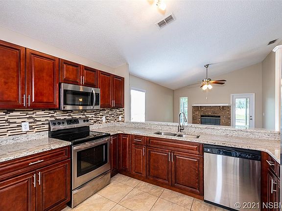 5th image of 606 Celito Dr
