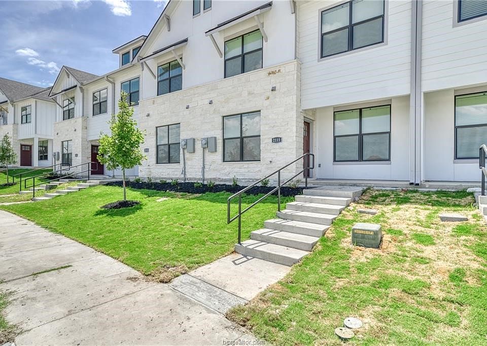 1st image of 2115 Jax Dr