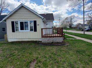 1271 18th Ave SW, Cedar Rapids, IA 52404