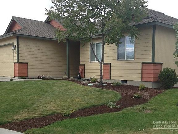 2nd image of 2431 NW Cedar Ave