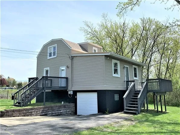 116 Adams St, Beaver Falls, PA 15010