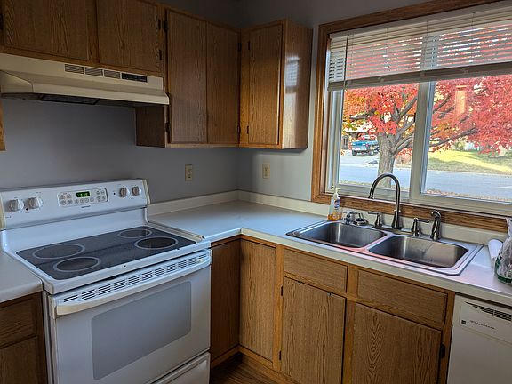 5th image of 3674 James Ct