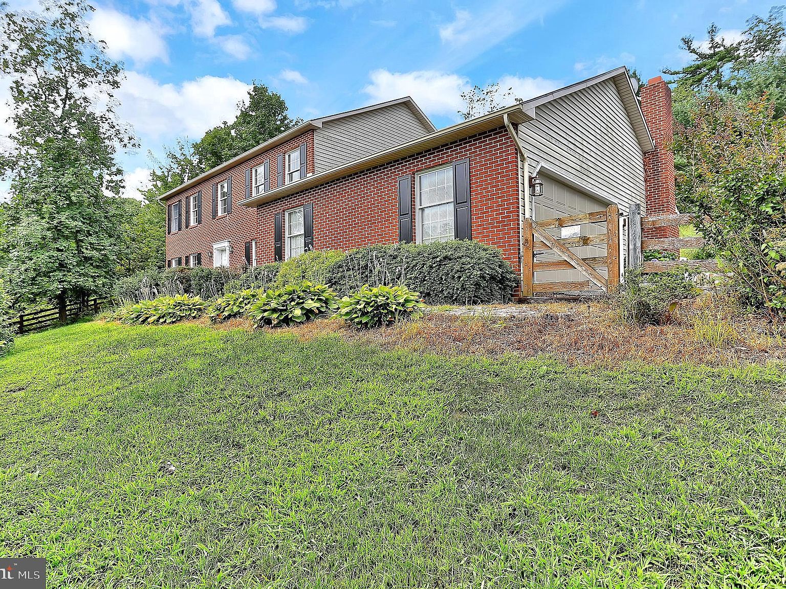 7969 Woodland Dr, Hanover, PA 17331 | Zillow