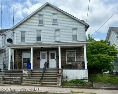 81-81 1/2 Carroll St, Pittston, PA, 18640