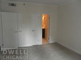 202 E Chestnut St #STUDIO, Chicago, IL 60611