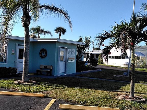 Here is the mailroom and clubhouse
