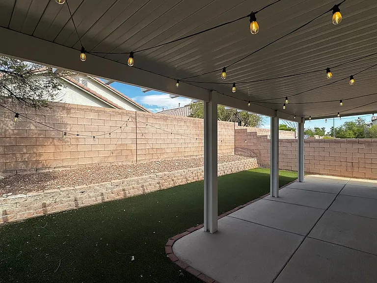 8319 Rose Quartz Ct — Photo 27