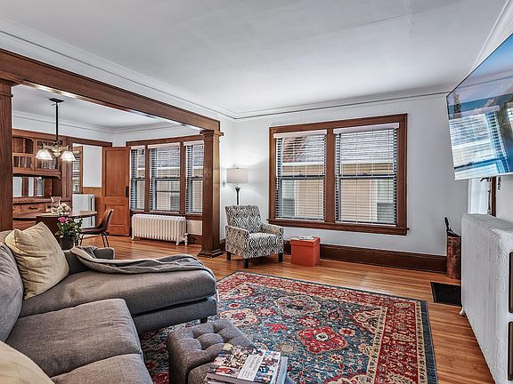 4th image of 3827 Blaisdell Ave