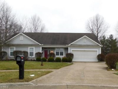 22262 Country Meadows Ln, Strongsville, OH, 44136