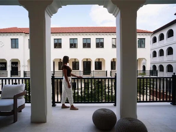 504 Malaga Ave #T3, Coral Gables, FL 33134