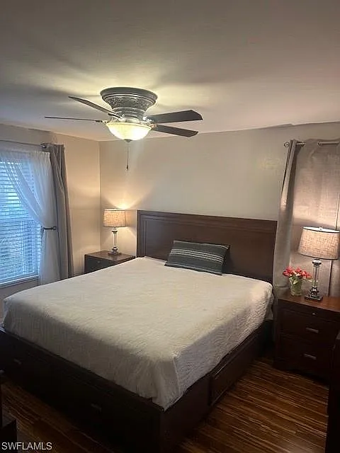 2 bed, 2.0 bath, 1132 sqft, $4,700 — Photo 3