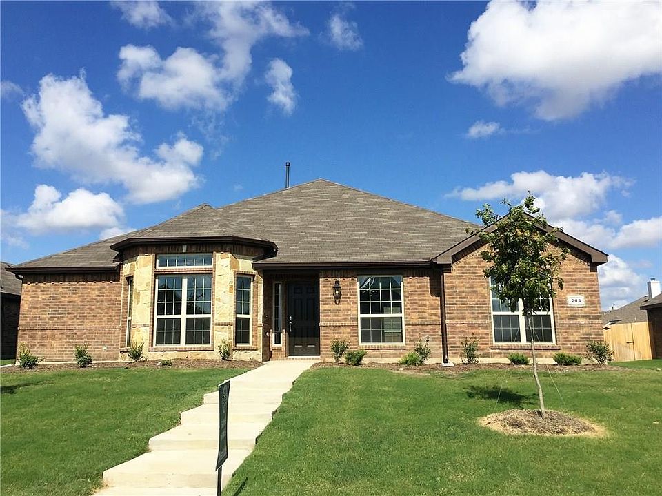 1st image of 204 Welch Dr