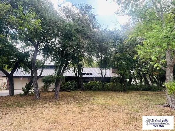 201 Tesoro Ave, Olmito, TX 78575