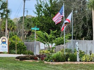 895 Yacht Club Way NW, Moore Haven, FL 33471