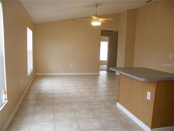 5th image of 710 Wedge Ln