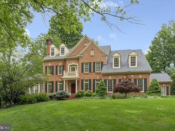 7811 Crownhurst Ct, Mc Lean, VA 22102