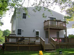 17 Briggs St, Taunton, MA 02780