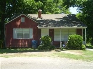 615 8th St, Midfield, AL 35228