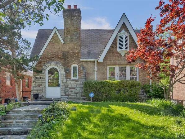 2025 Bland Pl, Saint Louis, MO 63143