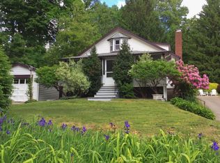 11 Spring St, Ipswich, MA 01938