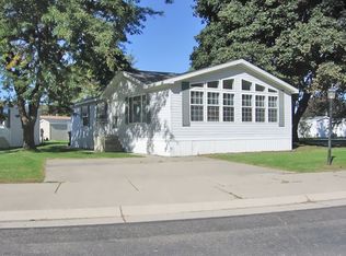 109 Carmell St, Belleville, MI 48111