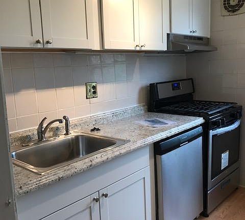 2nd image of 9479 Fairfax Blvd