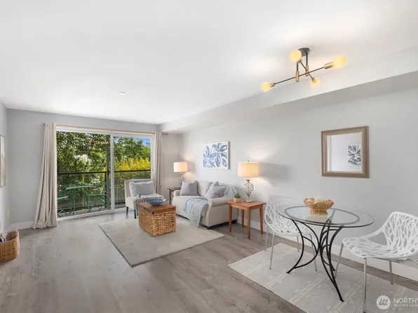 3022 SW Bradford St #2, Seattle, WA 98126