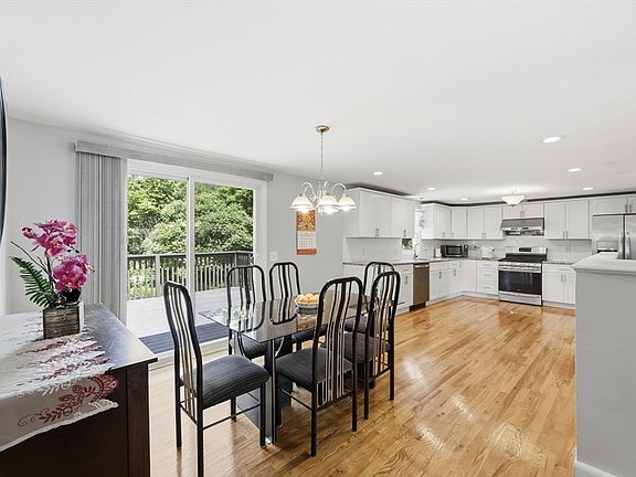 2nd image of 86 Scarsdale Rd
