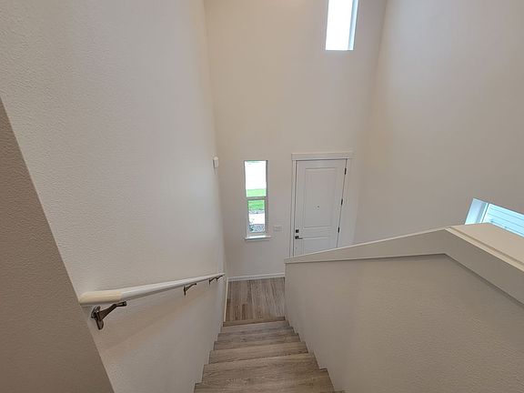 3rd image of 2744 Woodfern Ter