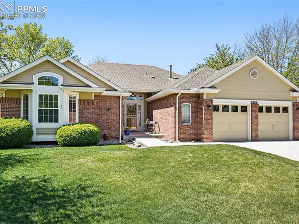 7276 Brighton Ct, Castle Pines, CO 80108