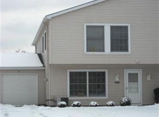 3012 Ivy Hill Cir UNIT A, Cortland, OH 44410
