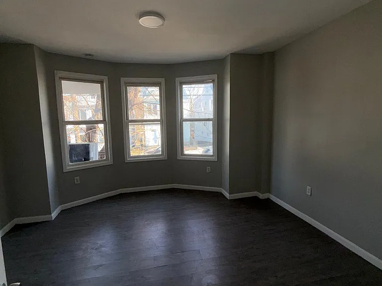 159 Myrtle Ave — Photo 9
