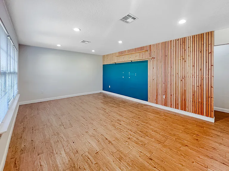 3308 NW Atlanta Ave — Photo 5