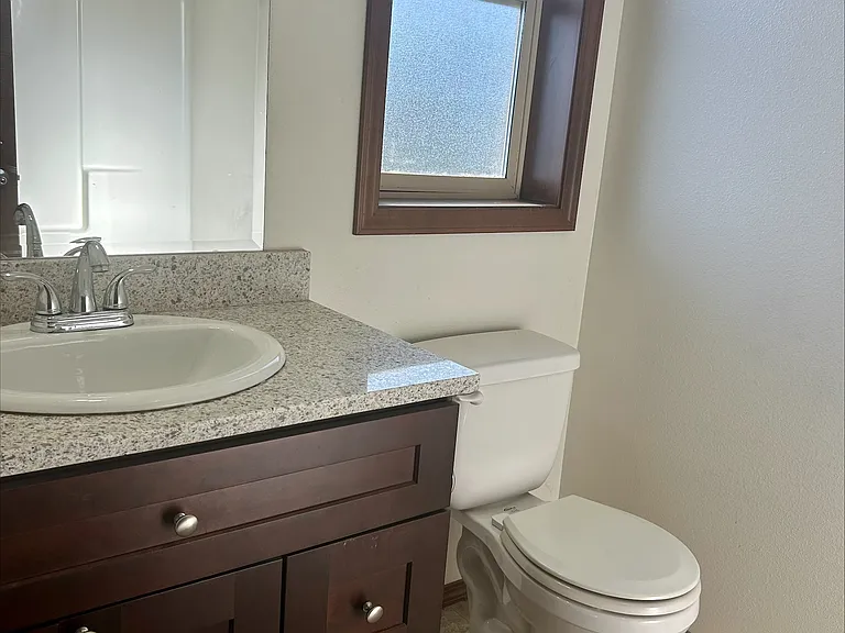 2009 Aaron Dr #1-8 — Photo 20