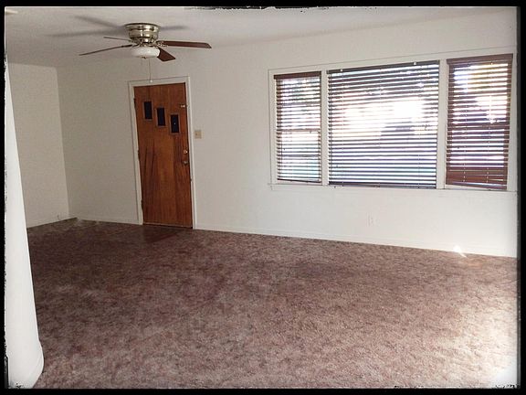 5th image of 4806 Brown Ave